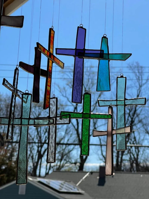 ✨Cross Suncatcher – Let God's Light Shine Through Your Home with Beautiful Rainbow Blessings!🌈