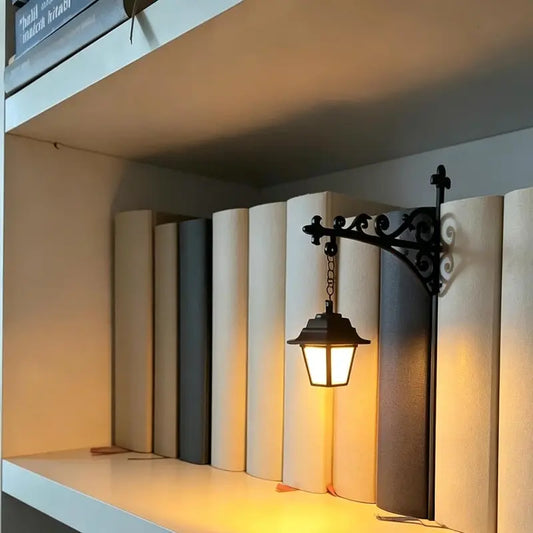 Library Lantern – Miniature Hanging Bookshelf Lamp, Warm LED Reading Nook Light & Literary Decor