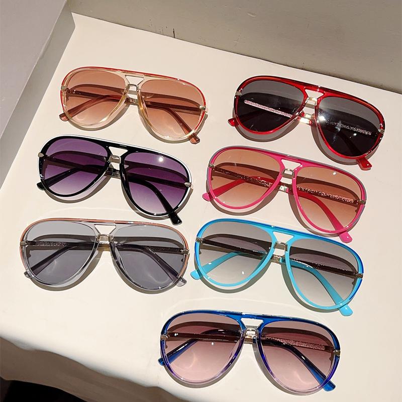 Retro Aviator Sunglasses | 2026 New Fashion Multi-Color Gradient Shades