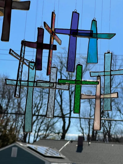 ✨Cross Suncatcher – Let God's Light Shine Through Your Home with Beautiful Rainbow Blessings!🌈